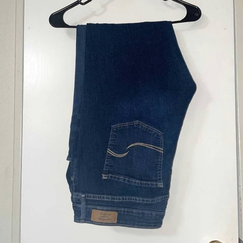 Signature by Levi Straight Leg Jeans size 20